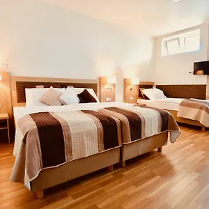 Jelica Restaurant Appartement Praag