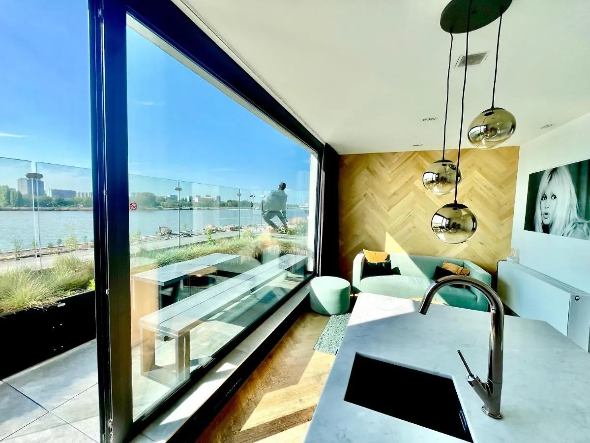 Kaai11, Boutique Hotel Riverview Anversa